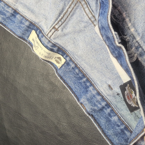 Vintage Harley Davidson Jeans - Picture 7 of 9